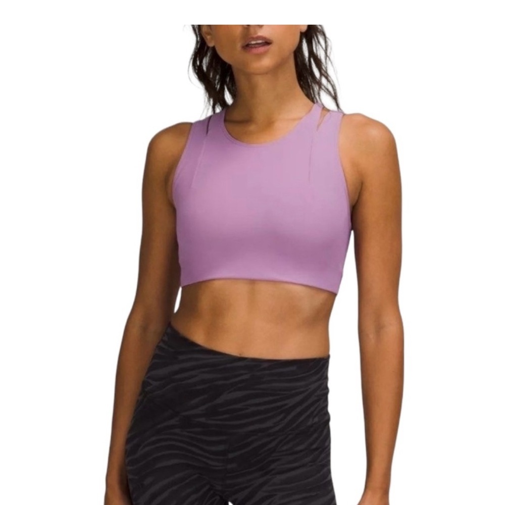 Lululemon strong front sport bra